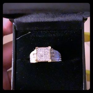 Engagement ring/ wedding ring